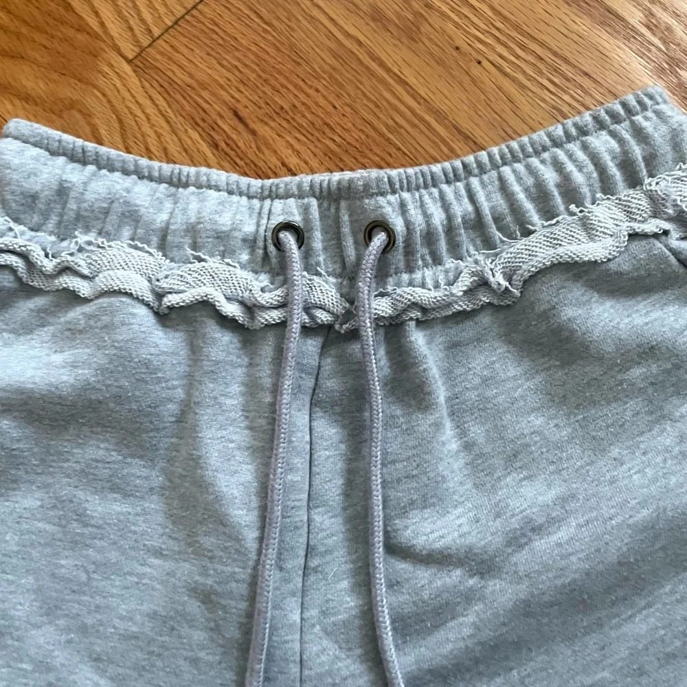 Revival Altar’d State Grey Distressed Comfy Sweatshorts Size XS - Picture 3 of 5